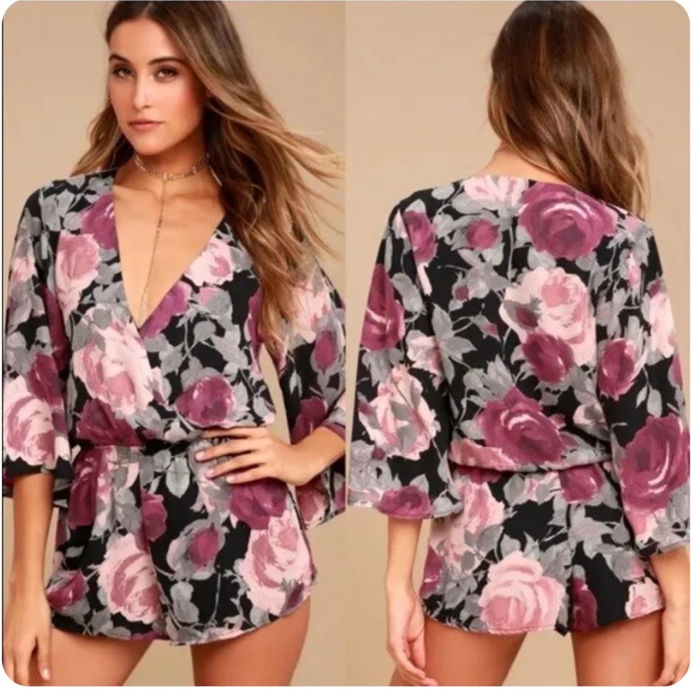 Lulu’s Plunging Neck Bell Sleeve Romper